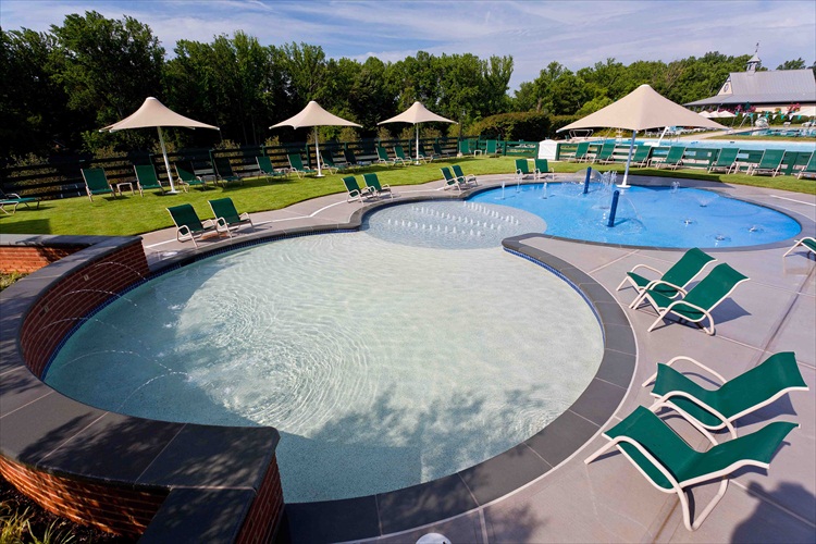 Horizon Square at Splash Pool BYO Playground